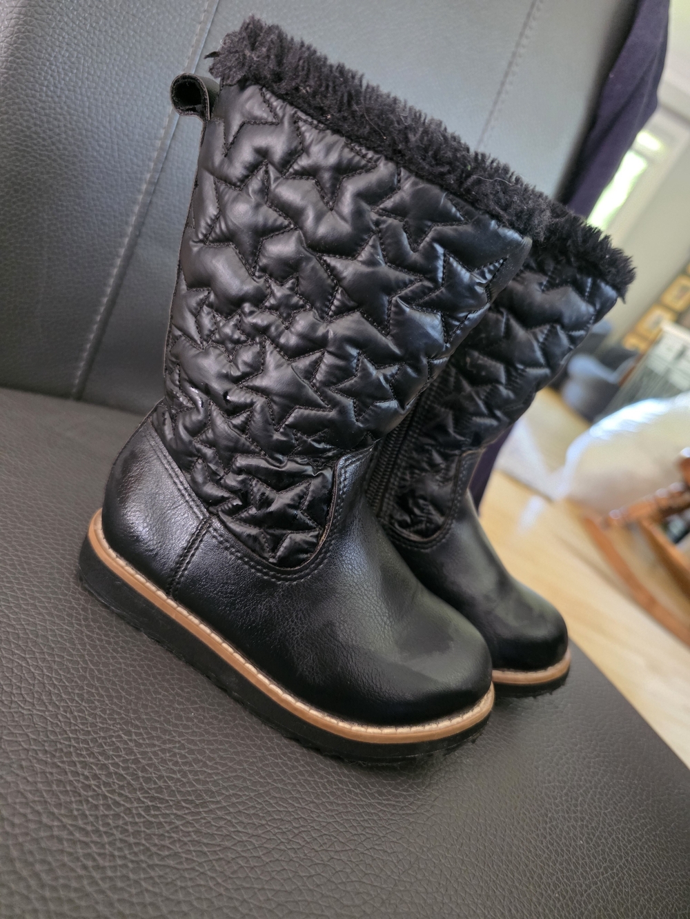 H&M Black Quilted Star-Pattern Kids Boots with Faux-Fur Trim